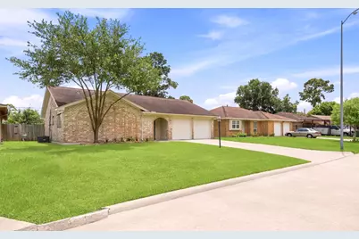 659 Grand Oaks Drive, Houston, TX 77015 - Photo 4