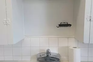 1914 Binz St, Houston, TX 77004 - Photo 2