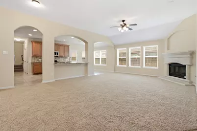 24422 Myrtle Creek Falls, Tomball, TX 77375 - Photo 4