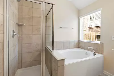 24422 Myrtle Creek Falls, Tomball, TX 77375 - Photo 18