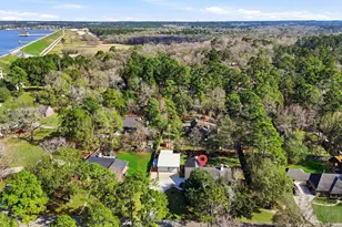 1250 Heritage Ln, Conroe, TX 77304 - Photo 46