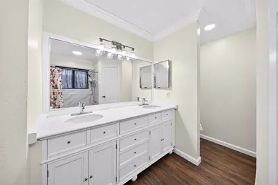 7818 Tierra Verde Drive, Houston, TX 77083 - Photo 18