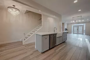 7497 Brompton St, Houston, TX 77025 - Photo 2