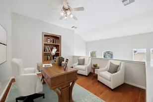 1639 Sutton St, Houston, TX 77006 - Photo 16