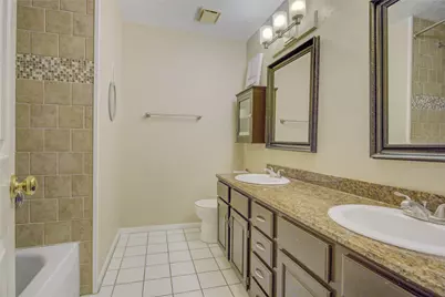 2826 Spring Lakes, Missouri City, TX 77459 - Photo 24