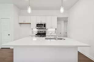 540 Flower Reed Ct, Magnolia, TX 77354 - Photo 2