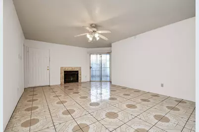 9700 Leawood Boulevard #1205, Houston, TX 77099 - Photo 8