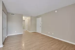 1300 Baker Ave, Bryan, TX 77803 - Photo 4