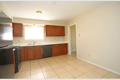 17510 Heritage Creek Court, Webster, TX 77598 - Photo 4