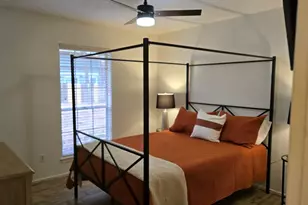 2012 E Lacey Oak Cir, The Woodlands, TX 77380 - Photo 12