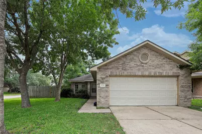 5734 Wandering Creek Drive, Richmond, TX 77469 - Photo 2