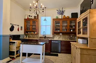 705 Teague St, Navasota, TX 77868 - Photo 8