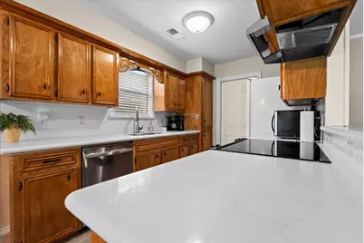 7103 Chinook Street, Baytown, TX 77521 - Photo 16