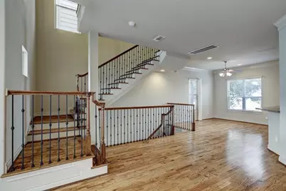 3142 Pemberton Walk, Houston, TX 77025 - Photo 10