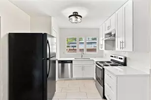 1012 W Hart Ave, Pasadena, TX 77506 - Photo 8