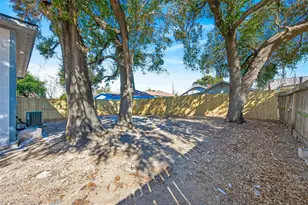 6809 Sherman St, Houston, TX 77011 - Photo 28