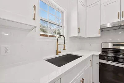 6809 Sherman Street, Houston, TX 77011 - Photo 10