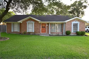 1126 Robert St, Pearland, TX 77581 - Photo 1
