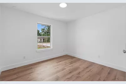 13146 Lake Conroe Bay Road, Willis, TX 77318 - Photo 22