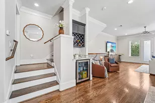 1010 W 24th St, Houston, TX 77008 - Photo 10