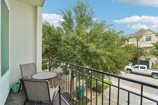 1010 W 24th St, Houston, TX 77008 - Photo 12