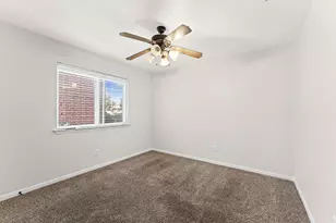 9523 Glendown Ln, Houston, TX 77070 - Photo 8