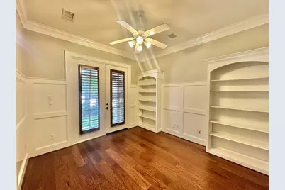 107 E Mirror Ridge Circle, The Woodlands, TX 77382 - Photo 6