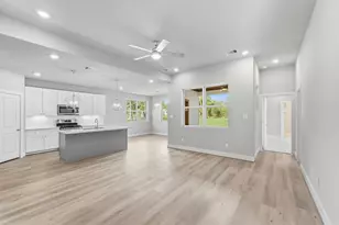 2522 16th St, Hempstead, TX 77445 - Photo 4