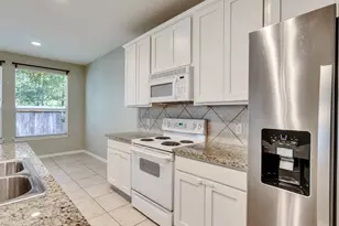 94 Cornflower Dr, The Woodlands, TX 77384 - Photo 12