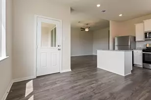 10351 Red Cardinal Dr, Cleveland, TX 77328 - Photo 8