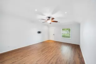 15838 Lost Anchor Way Ln, Houston, TX 77044 - Photo 8