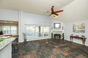 163 N Millport Cir, The Woodlands, TX 77382 - Photo 10