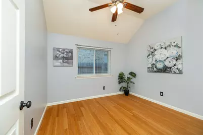 163 N Millport Circle, The Woodlands, TX 77382 - Photo 26