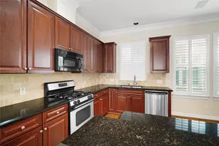 2150 Bancroft St, Houston, TX 77027 - Photo 8