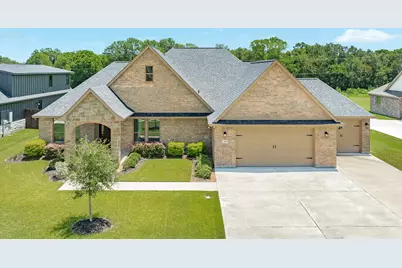 838 Oak Ridge Drive, Angleton, TX 77515 - Photo 1