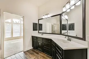2919 Silhouette Bay Dr, Pearland, TX 77584 - Photo 24