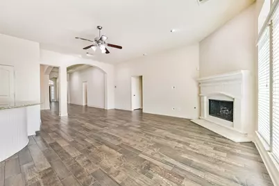 2919 Silhouette Bay Drive, Pearland, TX 77584 - Photo 8