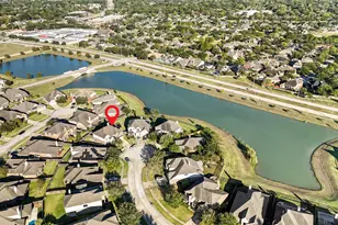 289 W Bend Dr, League City, TX 77573 - Photo 32