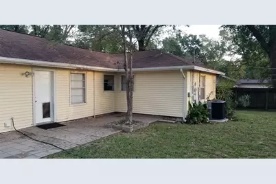 1305 Bettes Street, Conroe, TX 77301 - Photo 14