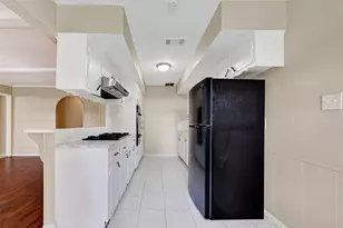 9702 Hillis St, Houston, TX 77078 - Photo 14