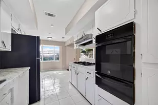 9702 Hillis St, Houston, TX 77078 - Photo 18