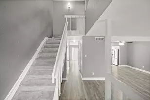 2313 Crescent Park Dr, Houston, TX 77077 - Photo 2