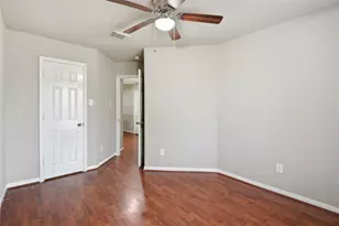 8551 Doskocil Dr, Houston, TX 77044 - Photo 32