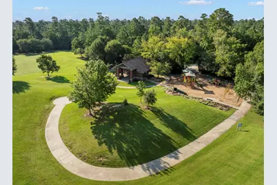 14 Mammoth Springs Court, The Woodlands, TX 77382 - Photo 10