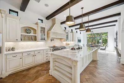 2621 Cason Street, West University Place, TX 77005 - Photo 8