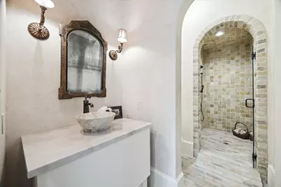 2621 Cason Street, West University Place, TX 77005 - Photo 28