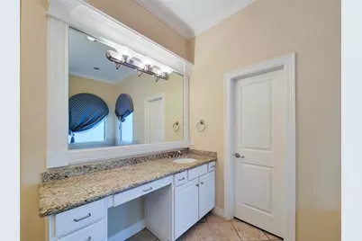 1742 Michigan Street #F, Houston, TX 77006 - Photo 22