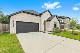 318 Springfield Terrace Dr, Conroe, TX 77304 - Photo 32