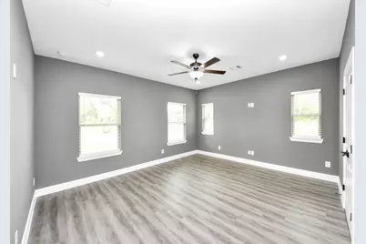 601 Lily Street, Prairie View, TX 77484 - Photo 10