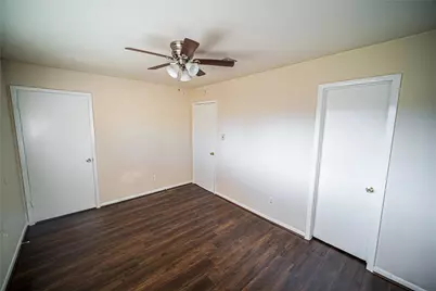 1327 Diplomat Way, Houston, TX 77088 - Photo 20